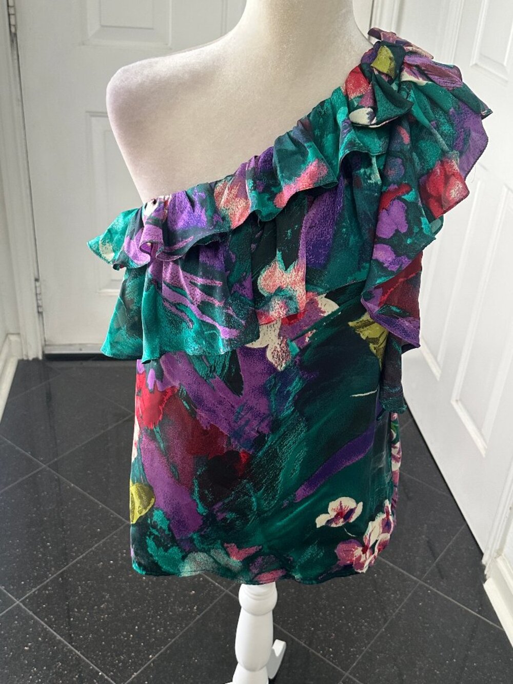 Sunny Leigh One Shoulder Ruffle Floral Blouse Jewel Tones Size M